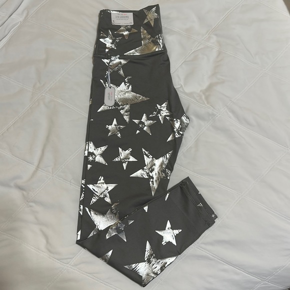 aerie Pants - NWT Aerie chill.play.move 7/8 leggings size M